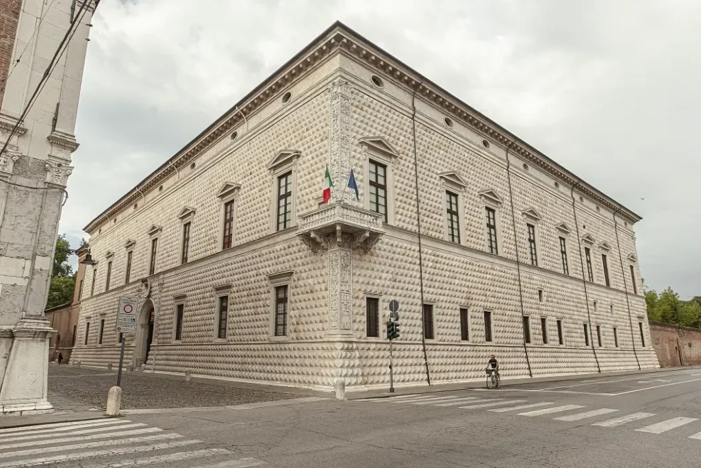 Palazzo dei Diamanti, Ferrara